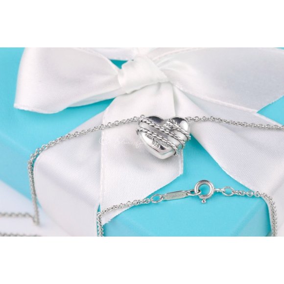 Tiffany & Co. Necklace "Heart and Arrow" Charm Pendant in Silver 16" Vintage - Picture 6 of 8